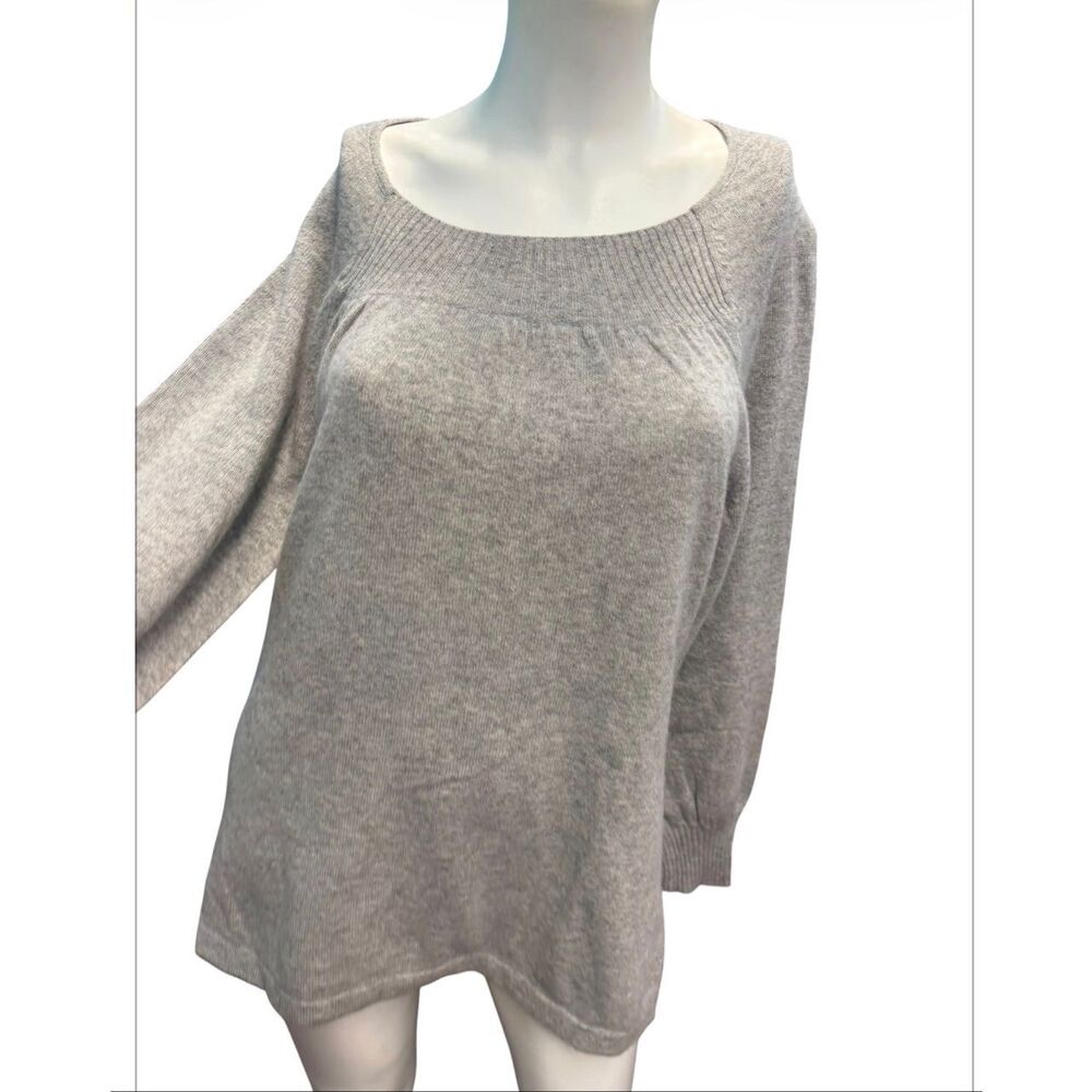 Precious Fibers Gray Cashmere Sweater Womens Size m